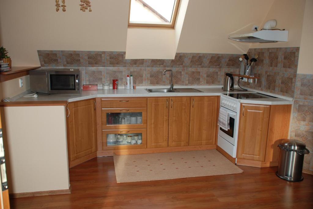 Apartman Koi Apartment Veltrusy Luaran gambar